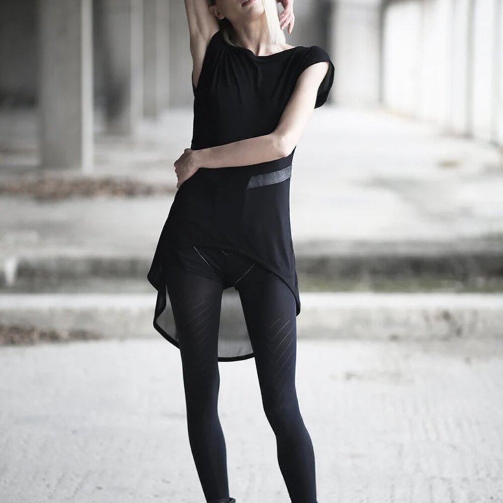 Kali Rose Risin' Tunic - Small - Picture 2 of 9
